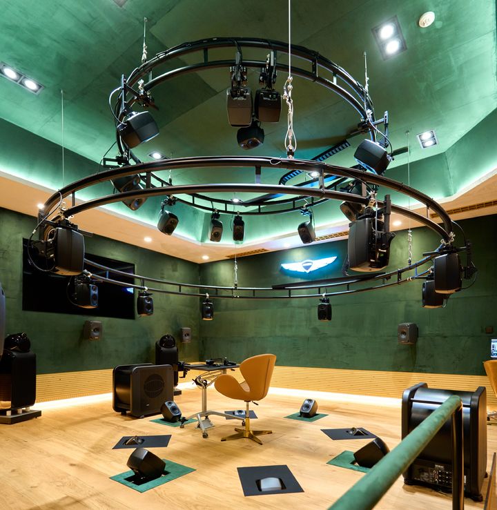 [화성=뉴시스] NVH동 몰입음향스튜디오 모습. (사진=현대차·기아) 2025.07.23 photo@newsis.com *재판매 및 DB 금지 *재판매 및 DB 금지