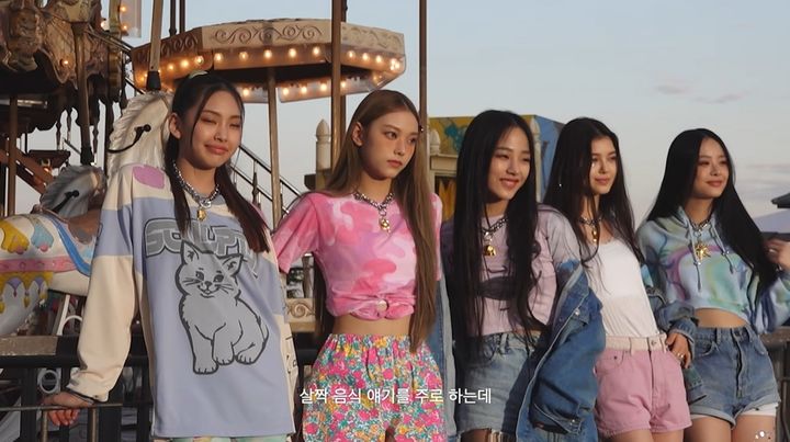 [서울=뉴시스] 어도어가 22일 공식 유튜브 채널에 걸그룹 '뉴진스'의 데뷔 전 인터뷰 영상을 공개했다. (사진=어도어 제공) 2025.07.23. photo@newsis.com *재판매 및 DB 금지