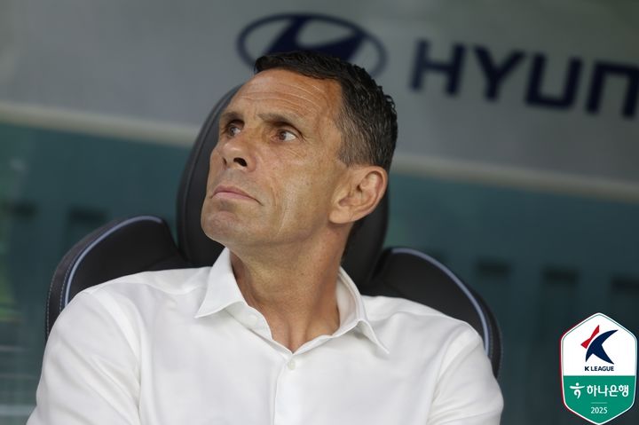 [서울=뉴시스]K리그1 전북 거스 포옛 감독. (사진=한국프로축구연맹 제공)