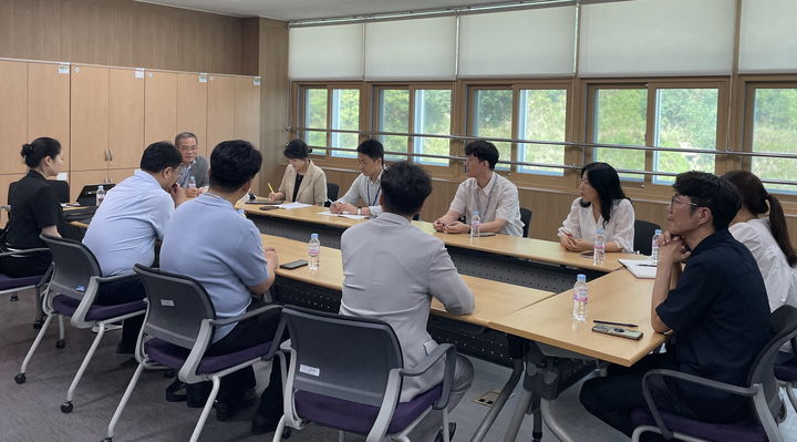 [무안=뉴시스] 전남도교육청은 교육연구정보원에서 교육과정 연구학교 네트워크 협의회를 열고 교육과정 설계 역량 강화 방안을 모색했다고 24일 밝혔다. (사진=도교육청 제공) photo@newsis.com *재판매 및 DB 금지