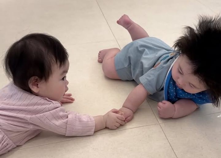 [서울=뉴시스] 박수홍 딸과 심형탁 아들의 모습. (사진=박수홍 인스타그램 캡처) 2025.07.24. photo@newsis.com&nbsp; *재판매 및 DB 금지