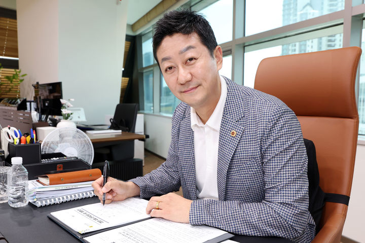 [수원=뉴시스] 김진경 경기도의회 의장. (사진=경기도의회 제공) *재판매 및 DB 금지