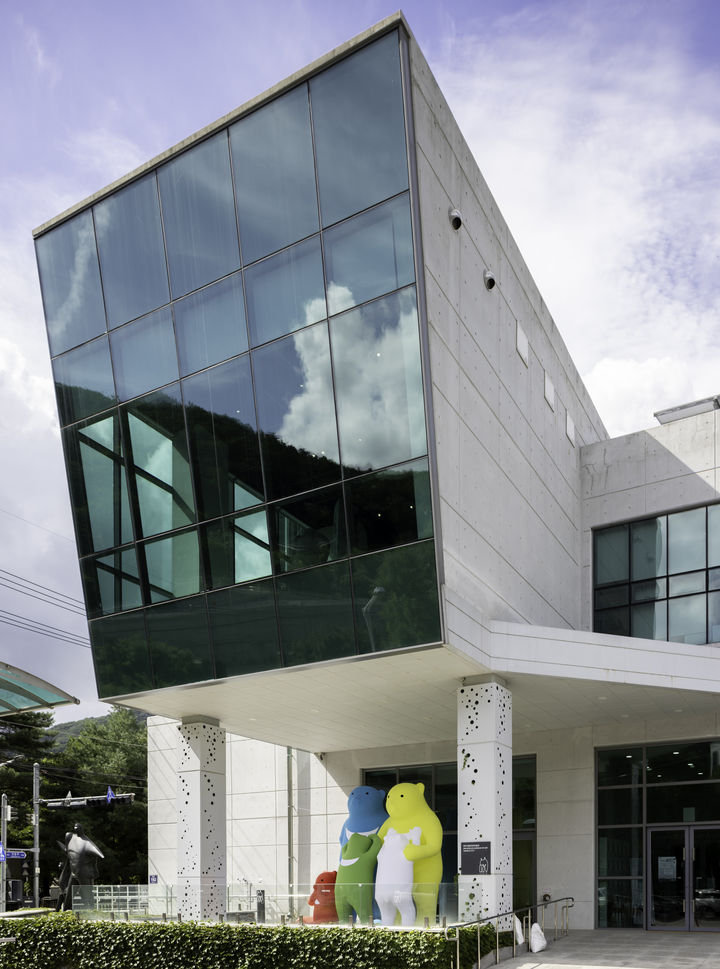 부드러운 조각놀이터. 고정수, 한마음 한가족, 2025 전경 *재판매 및 DB 금지