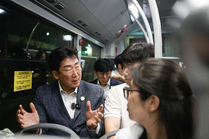 심야 대학N버스. *재판매 및 DB 금지