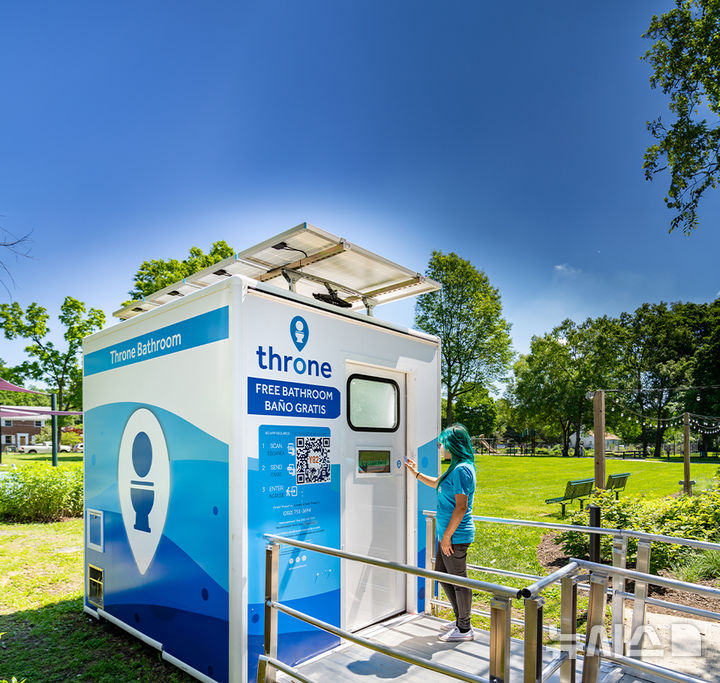 [뉴시스] 스론랩스의 스마트 화장실. (사진=스론랩스) 