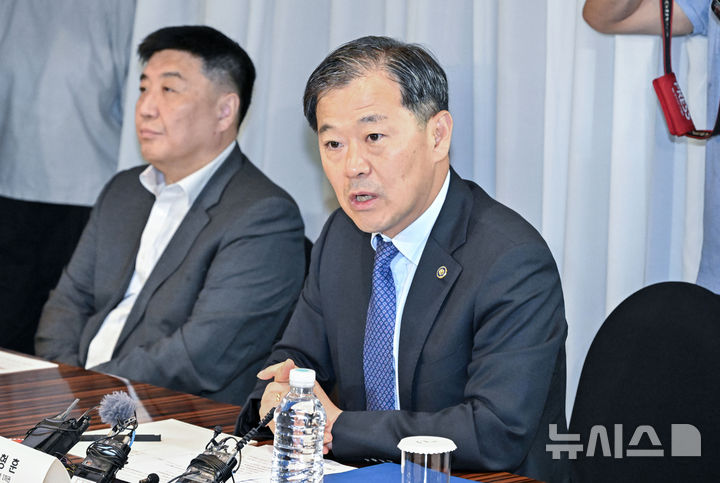 [서울=뉴시스] 김진아 기자 = 이형훈 보건복지부 2차관. (공동취재) 2025.07.25. photo@newsis.com