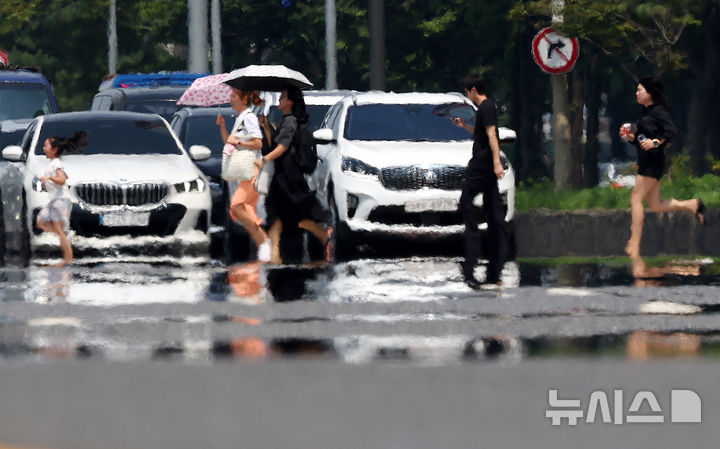 충북 온열질환 3명 추가 누적 106명…비상 3단계 유지 중