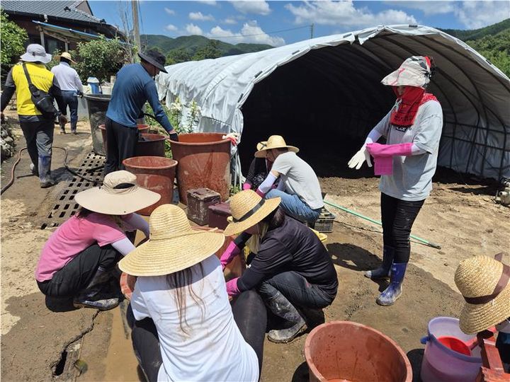 [경남소식]경남청소년지원재단, 산청 수해 복구 지원 등