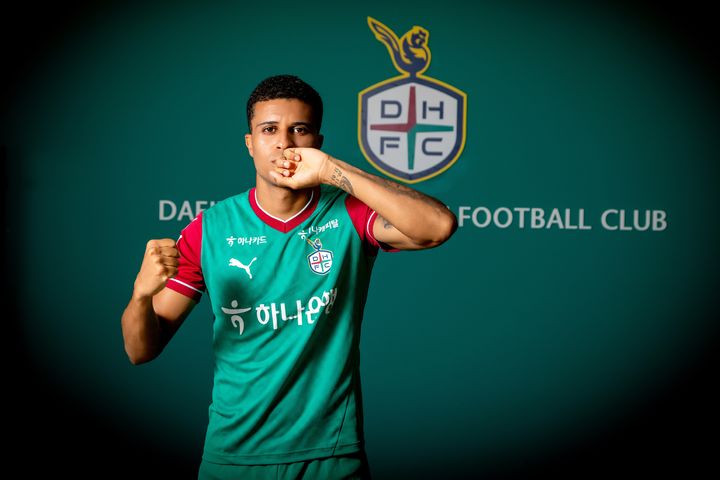 [서울=뉴시스] 프로축구 K리그1 대전하나시티즌에 입단한 주앙 빅토르. (사진=대전하나시티즌 제공) *재판매 및 DB 금지