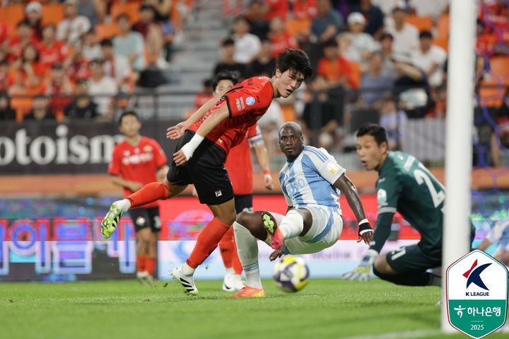 [서울=뉴시스]K리그1 울산 말컹 멀티골. (사진=한국프로축구연맹 제공)