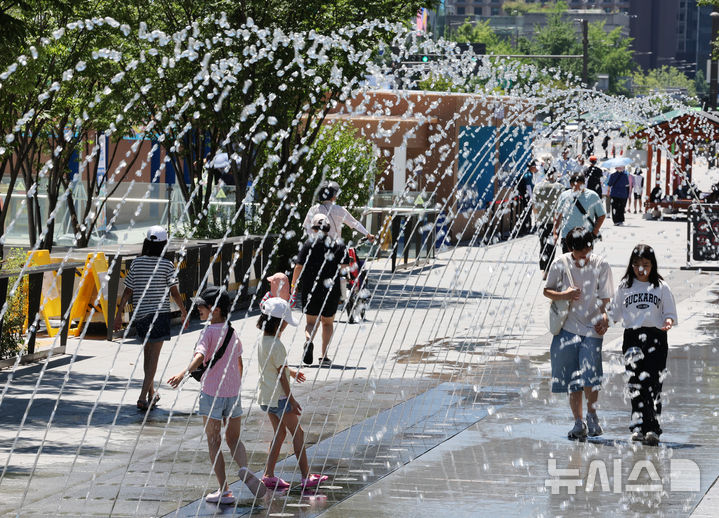 울산, 대체로 맑음…낮 최고 32도 폭염 지속