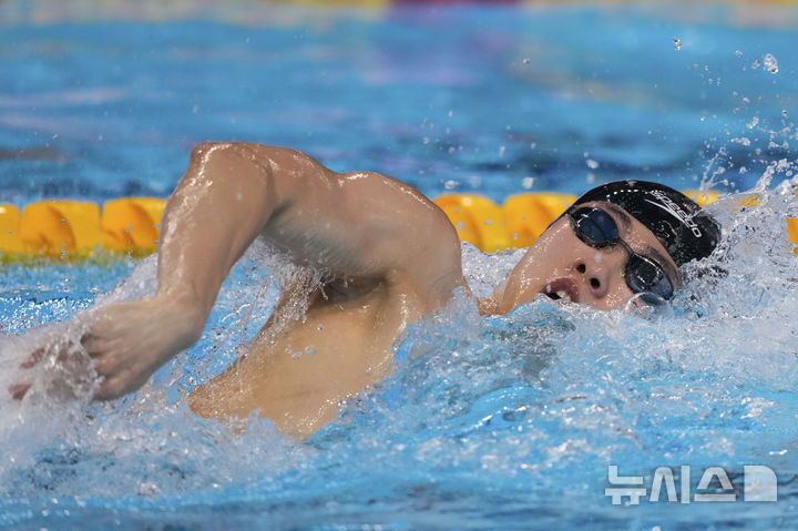 [싱가포르=AP/뉴시스] 수영 황선우. 2025.07.28.