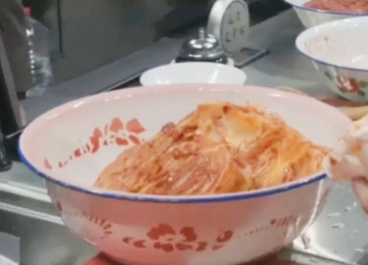 [서울=뉴시스] 중국 OTT 플랫폼 '텐센트비디오'의 예능 프로그램 '이판펑션(一饭封神)' (사진=서경덕 교수팀 제공) 2025.07.28. photo@newsis.com *재판매 및 DB 금지