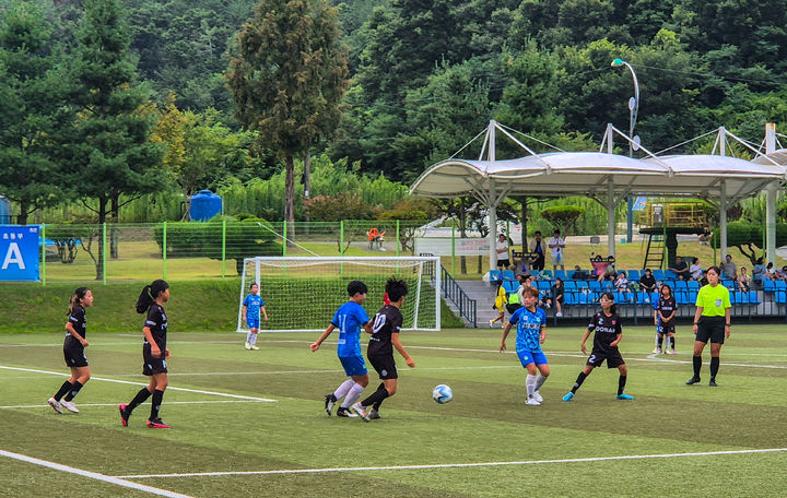 [창녕=뉴시스] 오는 31일부터 제24회 전국여자축구선수권대회를 개최한다. 사진은 지난해 제23회 전국여자축구선수권대회. (사진= 창녕군 제공) 2025.07.28. photo@newsis.com *재판매 및 DB 금지