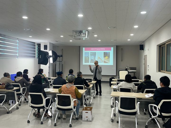 [진주=뉴시스]진주시, 농업 경영개선 실천교육.(사진=진주시 제공).2025.07.29.photo@newsis.com *재판매 및 DB 금지