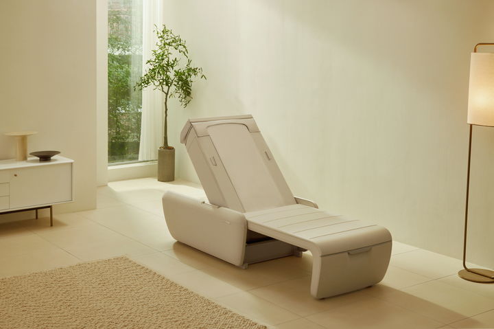 [서울=뉴시스] 세라젬은 척추 관리 의료기기 ‘마스터 V9’이 미국 식품의약국(FDA)으로부터 4가지 적응증에 대한 의료기기 허가를 획득했다고 29일 밝혔다. (사진=세라젬 제공) 2025.07.29. photo@newsis.com *재판매 및 DB 금지