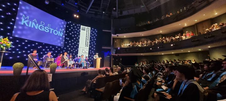 [서울=뉴시스] 지난 18일(현지 시각) 영국 킹스턴대에서 박영준 석좌교수의 명예박사학위 수여식이 열렸다. (사진=광운대 제공) 2025.07.29. photo@newsis.com *재판매 및 DB 금지