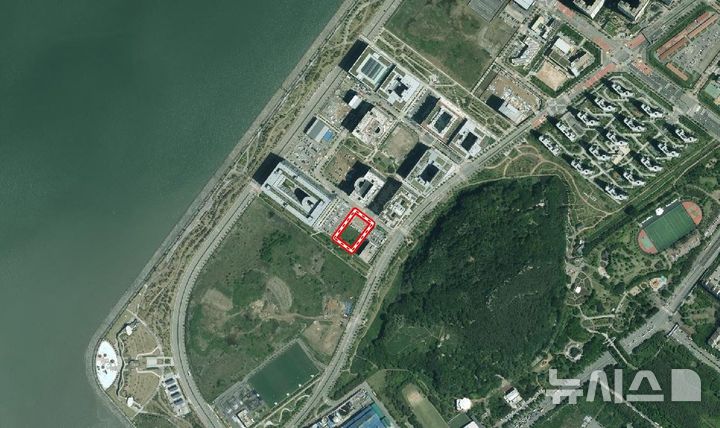 [시흥=뉴시스] 매각이 추진되는 배곧신도시 도시지원시설용지 전경. (사진=시흥시 제공). 2025.07.29.photo@newsis.com