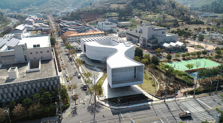 [진주=뉴시스]진주시, 진주실크박물관 전경.(사진=뉴시스 DB).photo@newsis.com *재판매 및 DB 금지