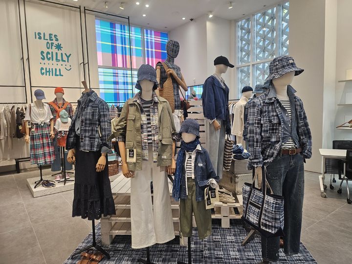 [서울=뉴시스] 이현주 기자=LF 헤지스 글로벌 수주회 데님 컬렉션 모습. 2025.07.29. juicy@newsis.com *재판매 및 DB 금지