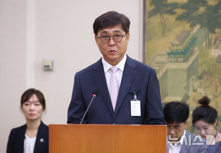 [서울=뉴시스] 김금보 기자 = 최휘영 문화체육관광부 장관 후보자가 29일 서울 여의도 국회 문화체육관광위원회에서 열린 인사청문회에서 발언을 하고 있다. 2025.07.29. kgb@newsis.com