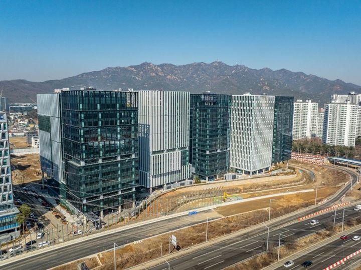 코츠테크놀로지 신규 사옥 과천펜타원 전경. (사진=코츠테크놀로지) *재판매 및 DB 금지