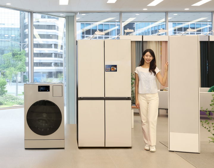 [서울=뉴시스]삼성전자 'AI 가전 3대장' 에어컨·냉장고·세탁기. (사진 = 업체 제공) 2025.07.30. photo@newsis.com&nbsp;&nbsp; *재판매 및 DB 금지