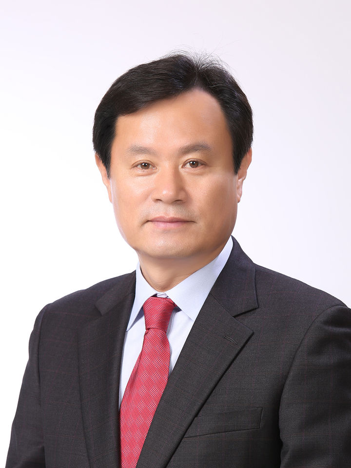 [양산=뉴시스] 한옥문 양산미래혁신연구원 원장. (사진=양산미래혁신연구원 제공) 2025.07.30. photo@newsis.com *재판매 및 DB 금지