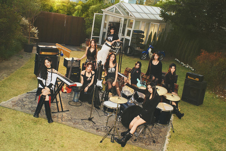 [서울=뉴시스] 트와이스 일본 정규 6집. (사진 = JYP엔터테인먼트 제공) 2025.07.30. photo@newsis.com *재판매 및 DB 금지