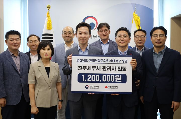 [경남소식]마산회원노인종합복지관 6주년 ‘해피 Day’ 등