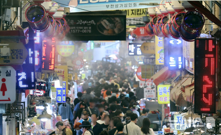 [부산=뉴시스] 하경민 기자 = 부산 부산진구 부전시장. 2025.07.30. yulnetphoto@newsis.com