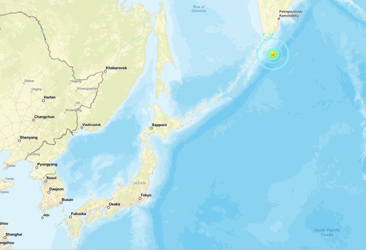 [서울=뉴시스] 미국 지질조사국(USGS)은 30일(현지 시간) 오후 2시47분 러시아 캄차카반도 페트로파블롭스크-캄차츠키 남쪽 약 341㎞ 해역에서 규모 6.4의 지진이 발생했다고 밝혔다. (사진=USGS 갈무리) 2025.07.30.&nbsp; *재판매 및 DB 금지