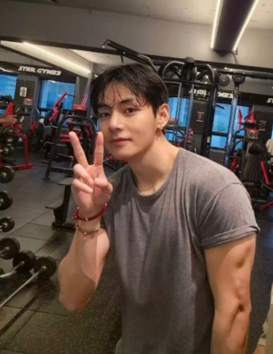 [서울=뉴시스] 뷔. (사진=뷔 인스타그램 캡처) 2025.07.31. photo@newsis.com *재판매 및 DB 금지