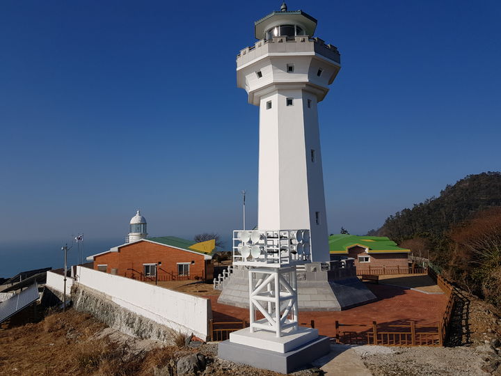 [목포=뉴시스] 완도 당사도등대. (사진=목포해수청 제공) 2025.07.31. photo@newsis.com *재판매 및 DB 금지