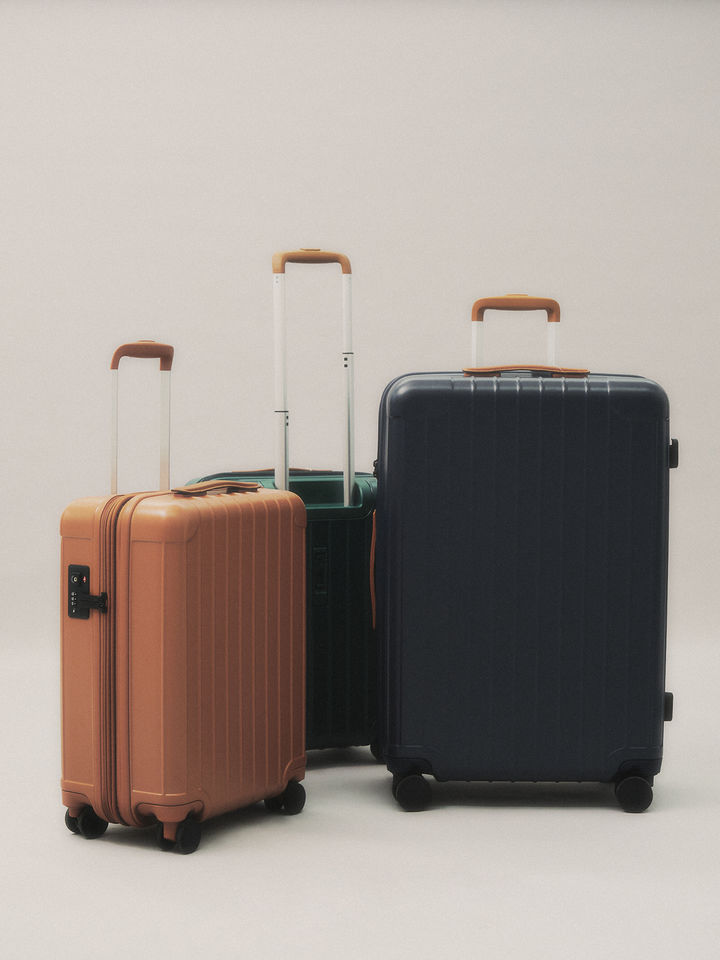 [서울=뉴시스] 삼성물산 패션부문은 빈폴액세서리에서 2025년 어웨이(Away) 라인을 통해 여행용 캐리어와 파우치, 가방 신상품을 출시했다고 31일 밝혔다.(사진=삼성물산 제공) *재판매 및 DB 금지