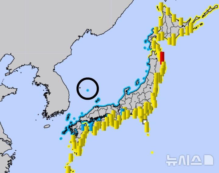 [서울=뉴시스]일본 기상청이 30일 러시아 캄차카 반도 근해에서 발생한 규모 8.7 강진의 영향으로 일본 일부 지역에 쓰나미 경보와 긴급 대피령을 발령하면서 지도에 독도를 표시해 논란이 일고 있다. (사진=일본 기상청 홈페이지 캡처). *재판매 및 DB 금지