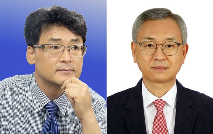 [진주=뉴시스]경상국립대 김철환(왼쪽) 교수와 신경식 대표.(사진=경상국립대 제공).2025.07.31.photo@newsis.com *재판매 및 DB 금지