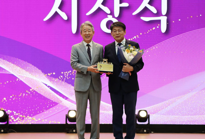 [무안=뉴시스] 농업발전혁신인상 수상한 더불어민주당 서삼석 의원. (사진=뉴시스 DB). photo@newsis.com *재판매 및 DB 금지