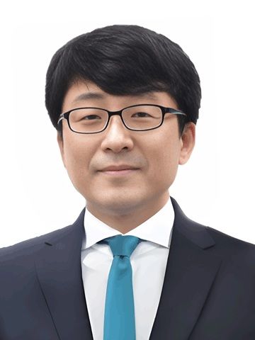 [안동=뉴시스] 유철균 경북연구원장. (사진=경북도 제공) 2025.07.31. photo@newsis.com *재판매 및 DB 금지