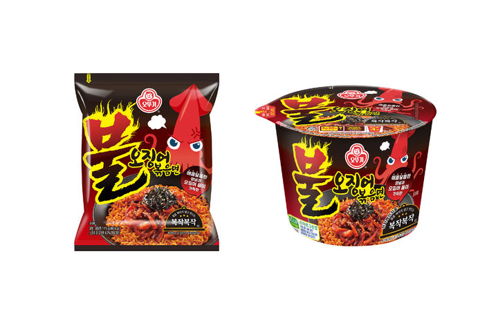 [서울=뉴시스] 오뚜기 불오징어볶음면.(사진=오뚜기 제공) *재판매 및 DB 금지
