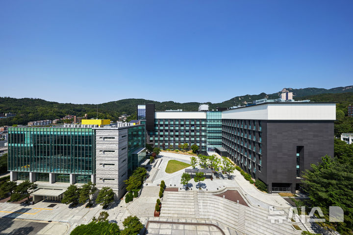 [서울=뉴시스] 고려대 의대 백신혁신센터가 위치한 정릉 메디사이언스 파크 전경. (사진= 고려대학교 의과대학 백신혁신센터 제공)