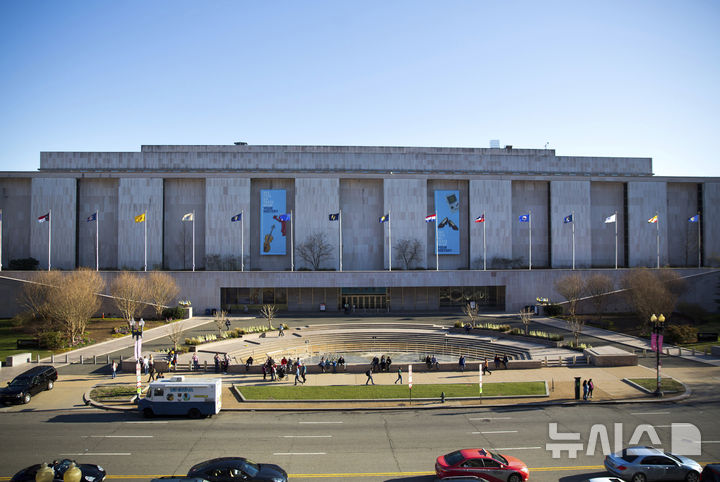 [워싱턴=AP/뉴시스]미 스미소니언 역사 박물관 전경. 2025.8.9.