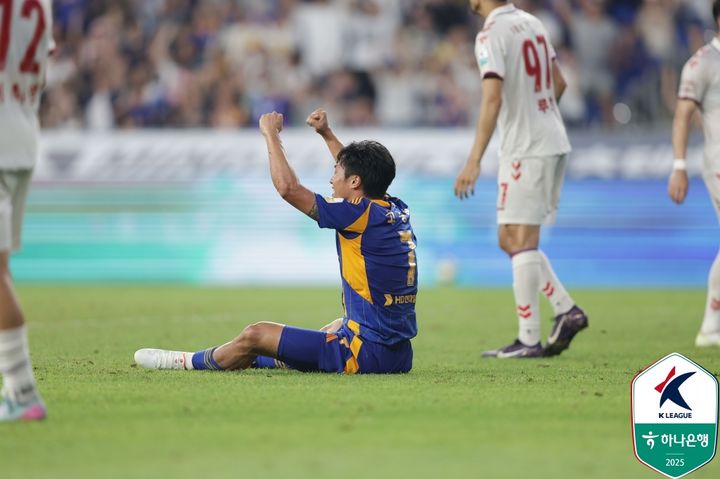 [서울=뉴시스] 프로축구 K리그1 울산 HD의 고승범. (사진=한국프로축구연맹 제공) *재판매 및 DB 금지