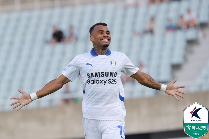[서울=뉴시스] 프로축구 K리그2 수원 삼성의 세라핌. (사진=한국프로축구연맹 제공) *재판매 및 DB 금지