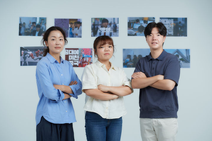 왼쪽부터 이이백, 신은주, 정용재 PD