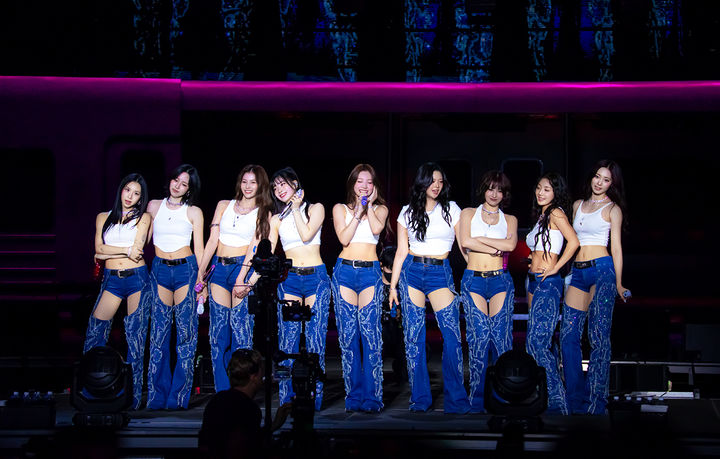 [서울=뉴시스] 트와이스 '롤라팔루자 시카고' 헤드라이너. (사진 = JYP엔터테인먼트 제공) 2025.08.04. photo@newsis.com *재판매 및 DB 금지