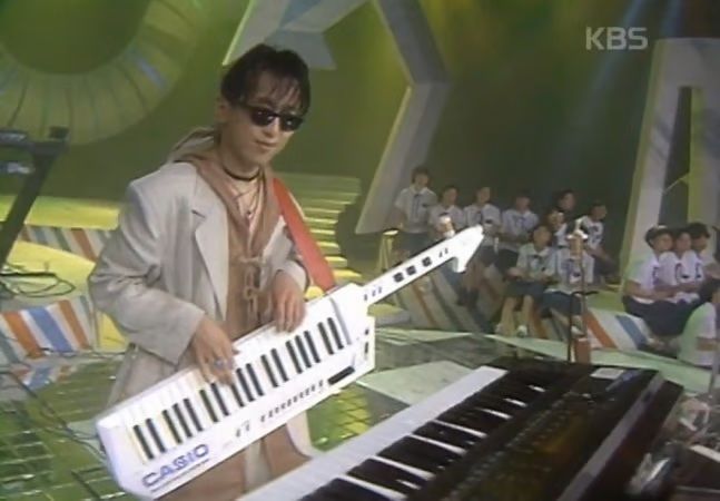 [서울=뉴시스] 그룹 E.O.S 출신 고(故) 강린(본명 강인구). (사진=KBS 2TV '뮤직스테이션' 방송 화면 캡처) 2025.08.04. photo@newsis.com *재판매 및 DB 금지