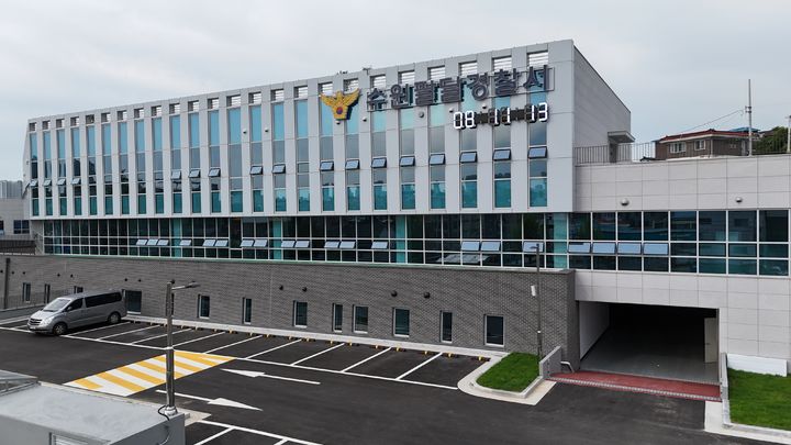 훔친 옷 중고거래 시도, 나가보니 경찰이…추격끝 잡혔다