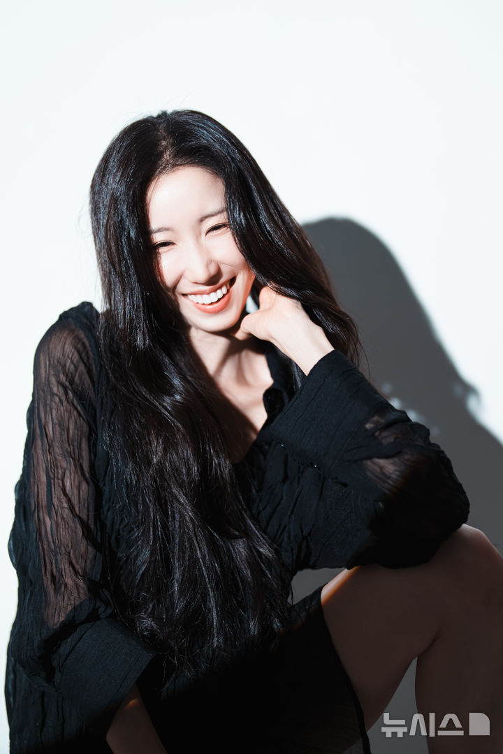 [서울=뉴시스]'제28회 크리틱스초이스댄스페스티벌'에서 최우수안무자로 선정된 안무가 겸 국립무용단 단원 박수윤. (사진=댄스포럼 제공)