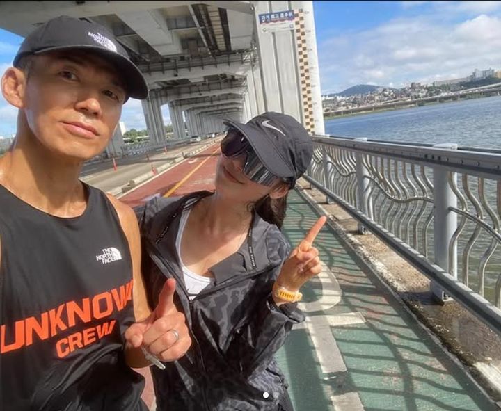 [서울=뉴시스] 션과 다니엘. (사진=션 인스타그램 캡처) 2025.08.05. photo@newsis.com *재판매 및 DB 금지